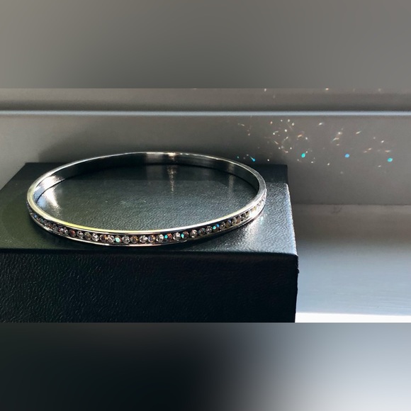 Silver Tone Bangle Bracelet - Picture 6 of 9